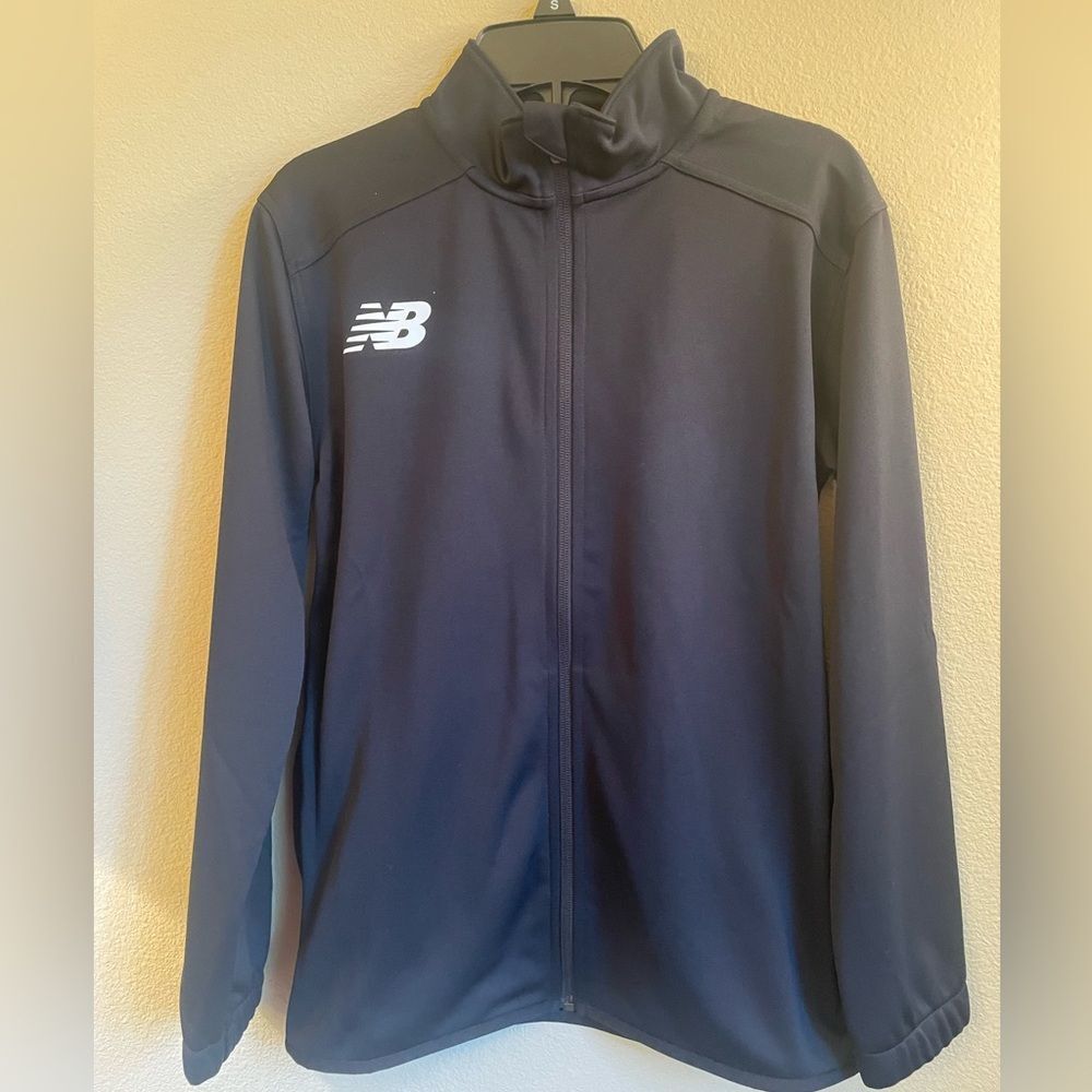 New Balance boys zip up dri fit jacket size large